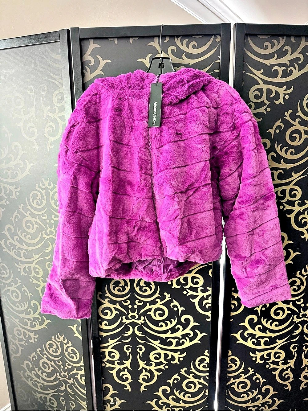 Fashion Nova Having My Way Faux Fur Coat Faux Fur Coat in Pink Size Medium NWT